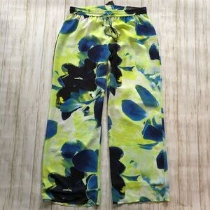 💚($64) Skye’s the Limit NWT palazzo pants